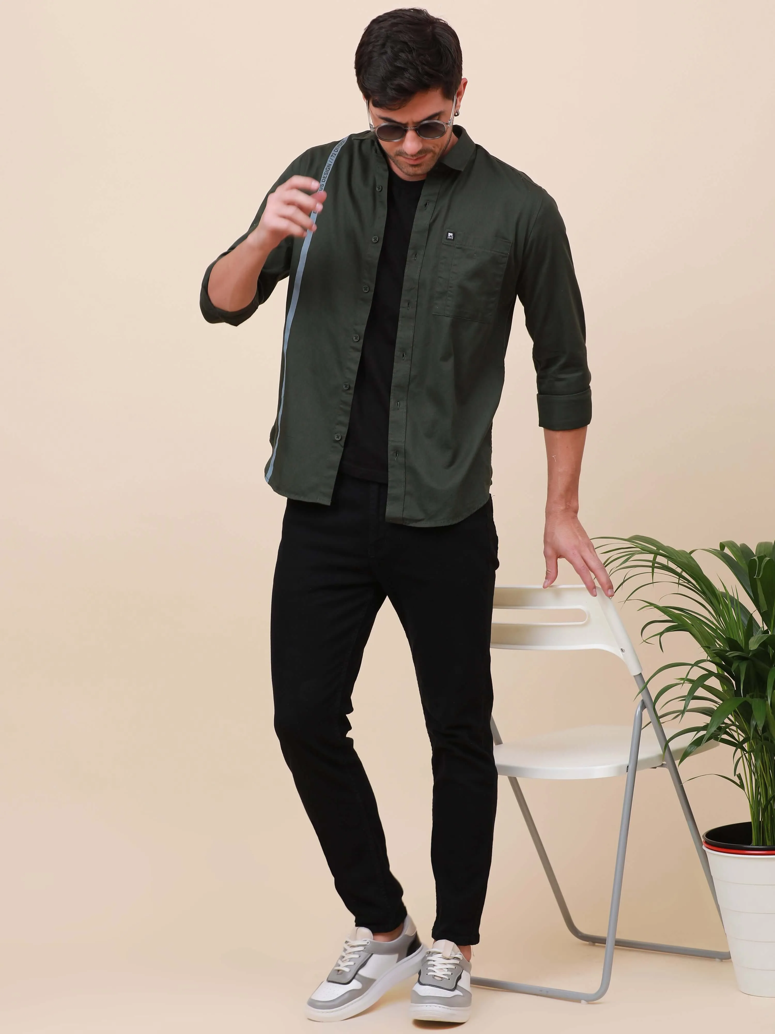 Dark Green Solid Single Pocket full sleeve shirt