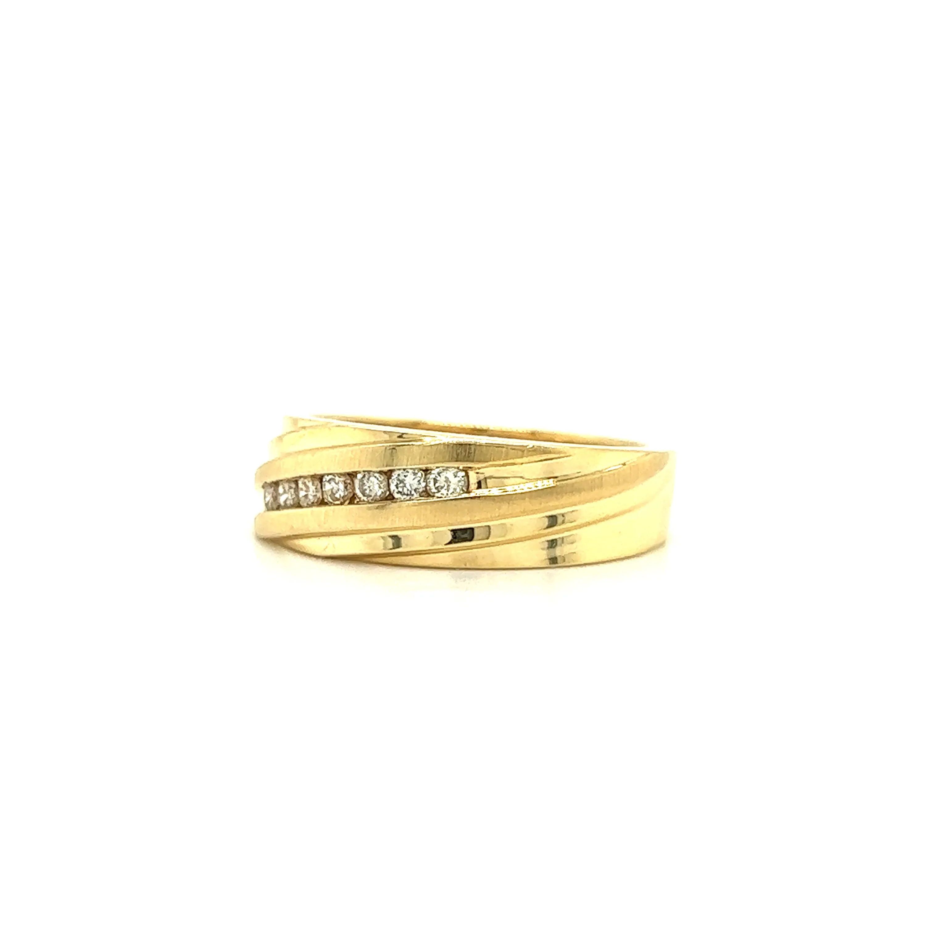 Diamond Ring with 0.21ctw of Diamonds in 14K Yellow Gold