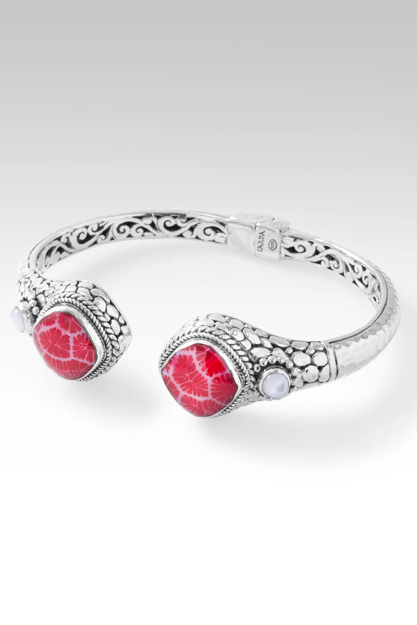 Joyful Tip-to-Tip Bracelet™ in Red Indonesian Coral