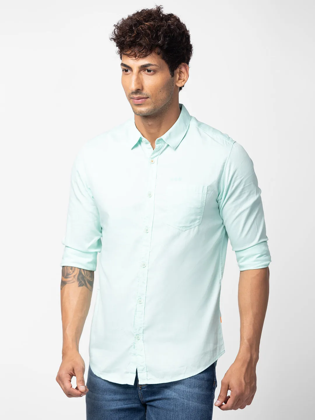 Spykar Men Mint Green Cotton Slim Fit Plain Shirt