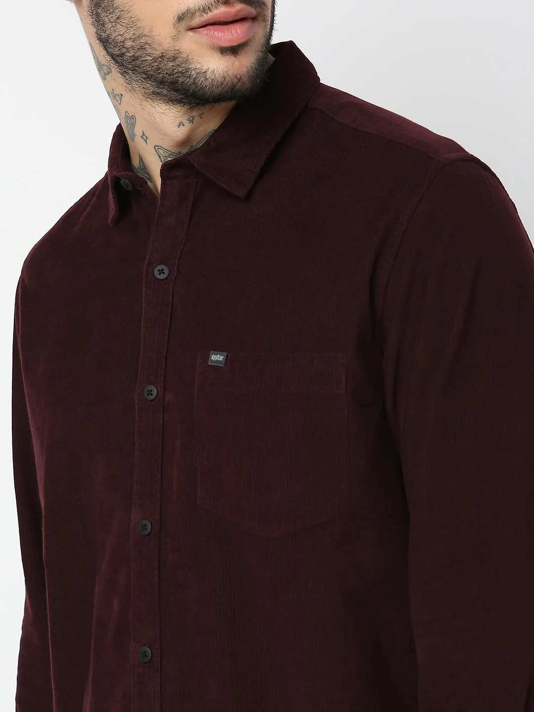 Spykar Men Wine Red Cotton Slim Fit Plain Shirts