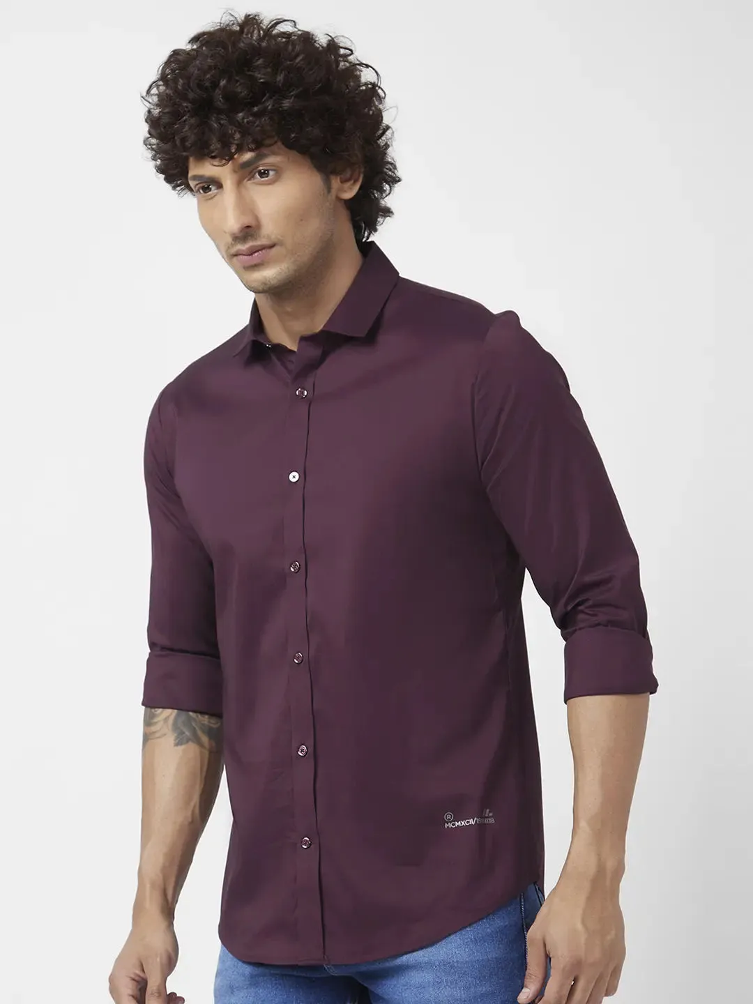 Spykar Men Wine Red Dyed Regular Slim Fit Full Sleeve Plain Shirt