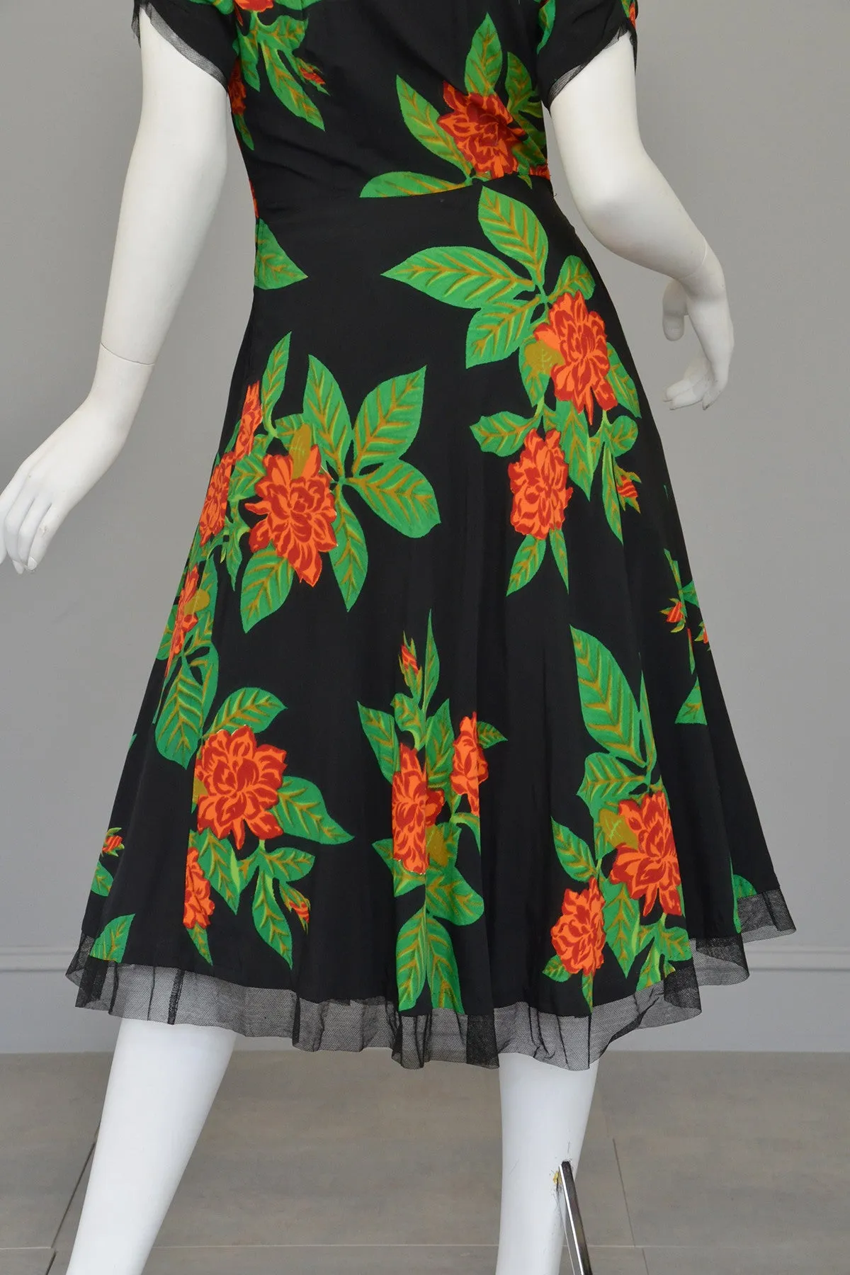 Vintage 1940s Novelty Print Party Dress Tropical Print