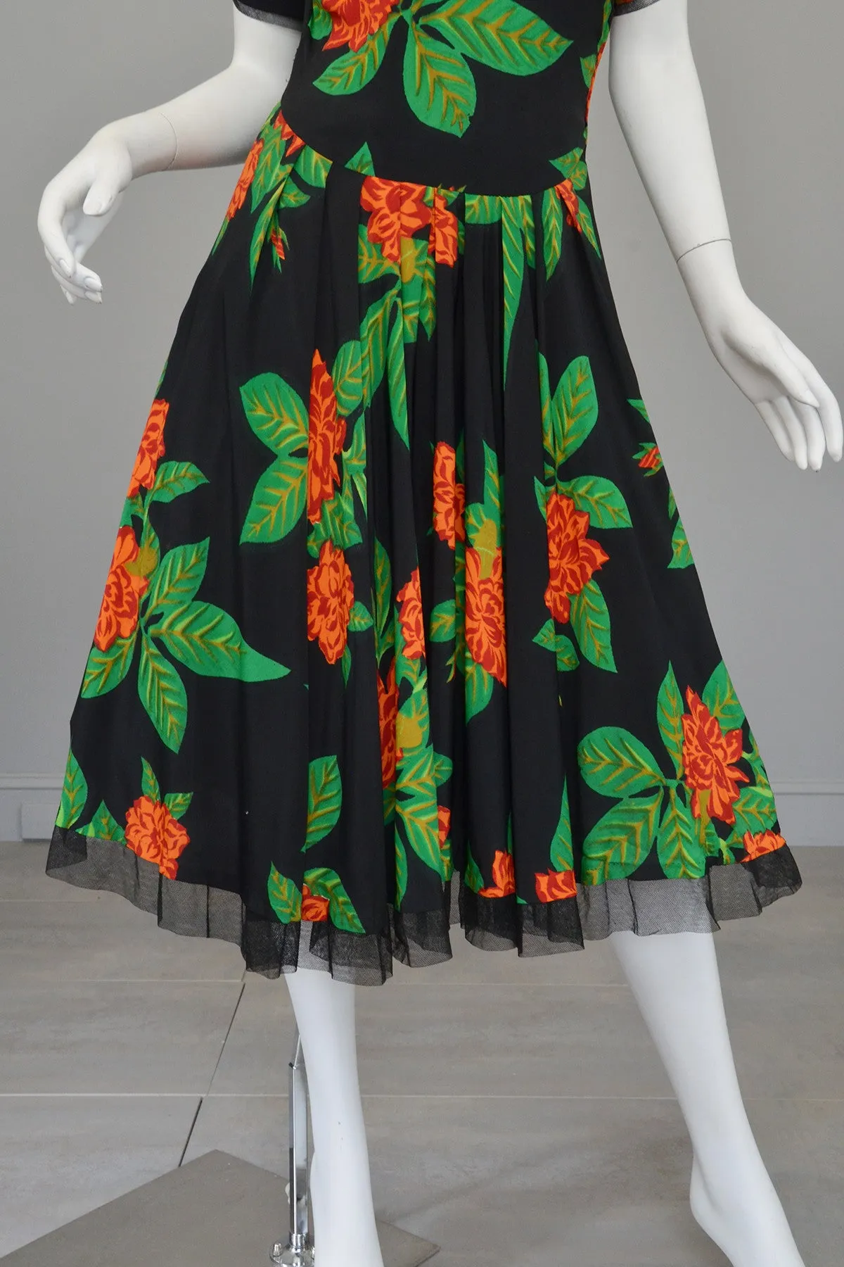 Vintage 1940s Novelty Print Party Dress Tropical Print